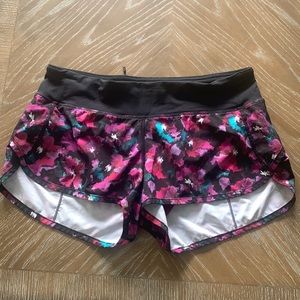Lululemon Speed Up shorts